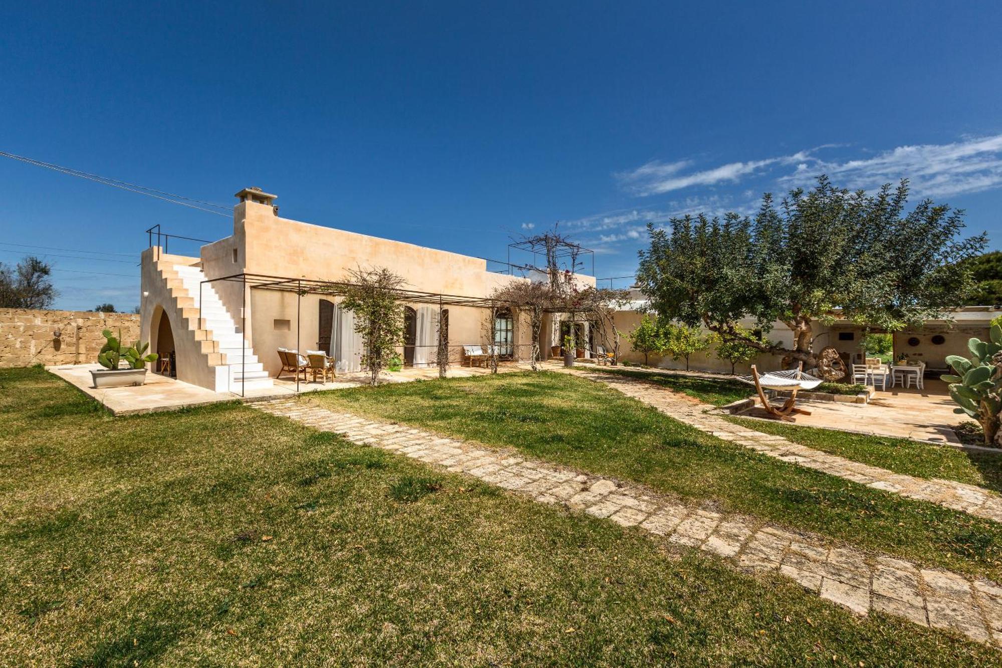 Masseria Li Capperi By Perle Di Puglia Алецио Экстерьер фото